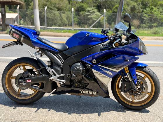 YAMAHA YZF R1 
